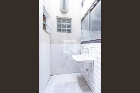 Casa à venda com 70m², 2 quartos e 1 vagaÁrea de Serviço