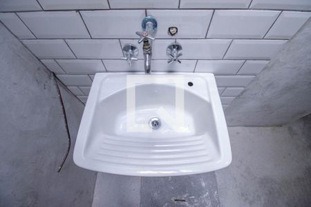 Casa à venda com 70m², 2 quartos e 1 vagaÁrea de Serviço