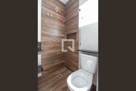 Casa à venda com 70m², 2 quartos e 1 vagaBanheiro da Suíte