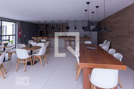 Studio à venda com 51m², 1 quarto e 1 vagaSalao de Festa