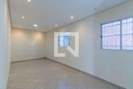 Sala de casa para alugar com 2 quartos, 80m² em Vila Marari, São Paulo