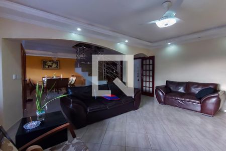 Sala de Estar de casa de condomínio à venda com 4 quartos, 340m² em Jardim Carioca, Rio de Janeiro