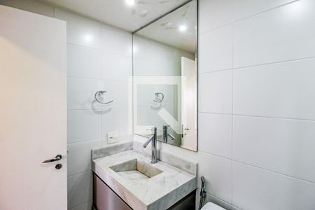 Apartamento à venda com 65m², 2 quartos e 1 vaga Apartamento à venda com 65m², 2 quartos e 1 vagaBanheiro