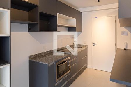 Cozinha de kitnet/studio para alugar com 1 quarto, 24m² em Consolação, São Paulo