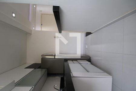 Cozinha e Área de Serviço de apartamento para alugar com 2 quartos, 46m² em Jardim Nova Europa, Campinas