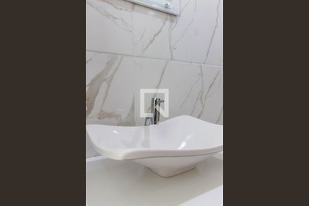 Casa à venda com 37m², 1 quarto e sem vagaBanheiro