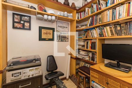 Apartamento à venda com 113m², 3 quartos e 2 vagasQuarto 4