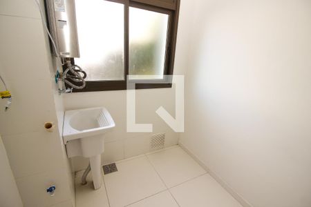 Apartamento para alugar com 95m², 3 quartos e 2 vagas Apartamento para alugar com 95m², 3 quartos e 2 vagasCozinha e Área de Serviço