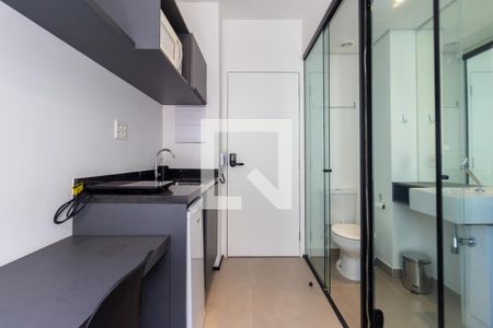 Cozinha de kitnet/studio à venda com 1 quarto, 11m² em Cidade Jardim, São Paulo