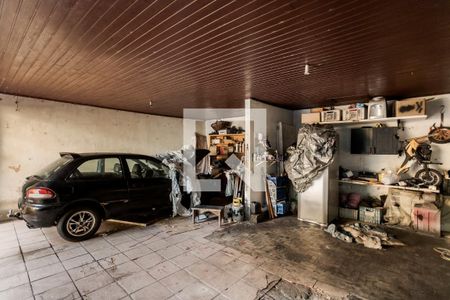 Casa à venda com 304m², 5 quartos e 5 vagas Casa à venda com 304m², 5 quartos e 5 vagasGaragem