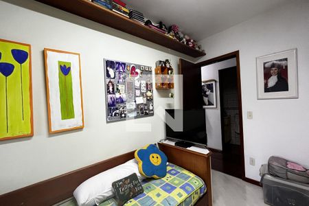 Casa à venda com 270m², 3 quartos e 2 vagasQuarto 1