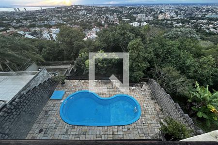 Casa à venda com 270m², 3 quartos e 2 vagasPiscina/quintal