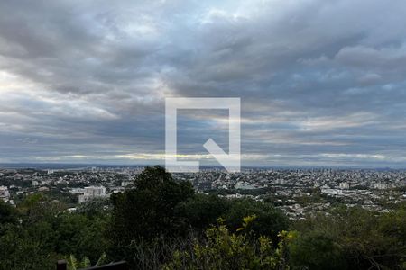 Casa à venda com 270m², 3 quartos e 2 vagasVistas