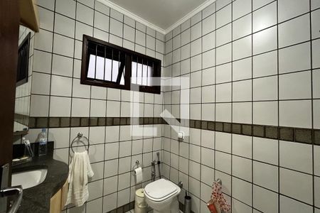 Casa à venda com 270m², 3 quartos e 2 vagasBanheiro da Suíte