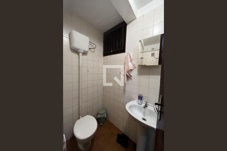 Casa à venda com 270m², 3 quartos e 2 vagasServiço