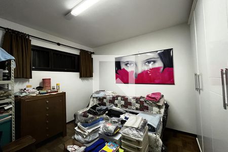 Casa à venda com 270m², 3 quartos e 2 vagasServiço