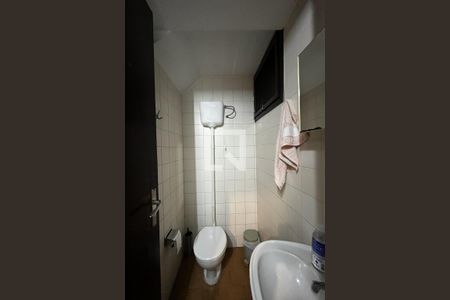 Casa à venda com 270m², 3 quartos e 2 vagasServiço