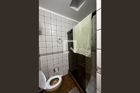 Casa à venda com 270m², 3 quartos e 2 vagasBanheiro