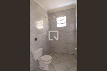 Casa para alugar com 326m², 5 quartos e 3 vagas Casa para alugar com 326m², 5 quartos e 3 vagasBanheiro