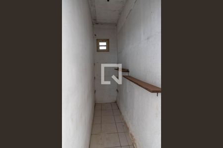 Casa para alugar com 326m², 5 quartos e 3 vagas Casa para alugar com 326m², 5 quartos e 3 vagasDispensa