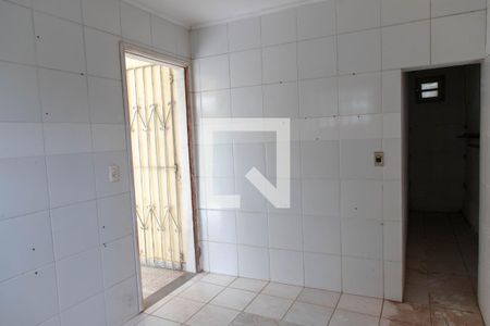 Casa para alugar com 326m², 5 quartos e 3 vagas Casa para alugar com 326m², 5 quartos e 3 vagasCozinha