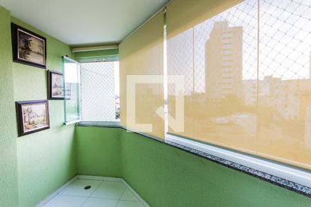 Apartamento à venda com 110m², 3 quartos e 3 vagas Apartamento à venda com 110m², 3 quartos e 3 vagasVaranda da Cozinha