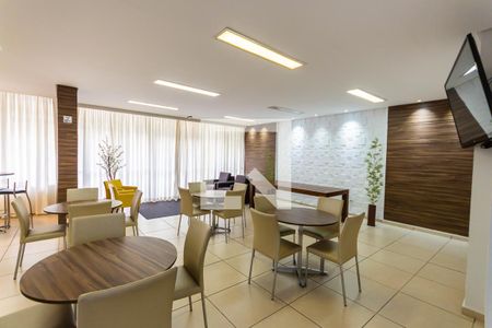 Apartamento à venda com 110m², 3 quartos e 3 vagas Apartamento à venda com 110m², 3 quartos e 3 vagasÁrea comum - Salão de festas