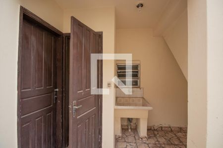 Casa para alugar com 200m², 2 quartos e 1 vagaQuintal é Área de Serviço