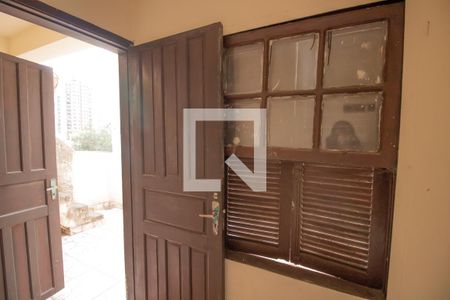 Casa para alugar com 200m², 2 quartos e 1 vagaQuarto de Serviço