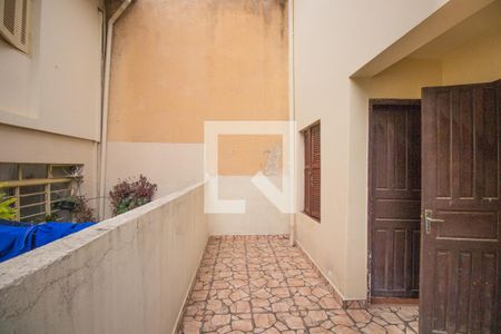 Casa para alugar com 200m², 2 quartos e 1 vagaQuintal é Área de Serviço