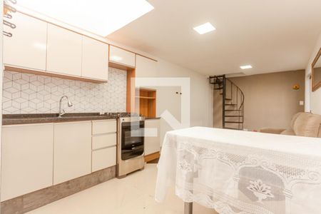 Casa para alugar com 50m², 1 quarto e sem vaga Casa para alugar com 50m², 1 quarto e sem vagaSala e Cozinha