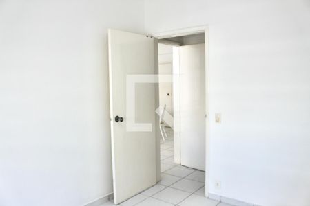 Quarto 1 de apartamento para alugar com 3 quartos, 80m² em Barra Funda, Guarujá