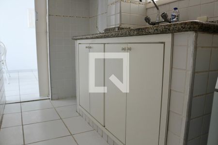 Apartamento para alugar com 80m², 3 quartos e sem vaga Apartamento para alugar com 80m², 3 quartos e sem vagaCozinha