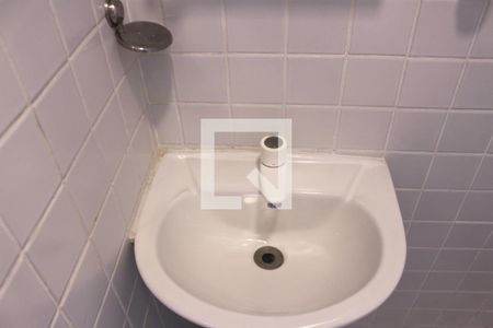 Apartamento para alugar com 80m², 3 quartos e sem vaga Apartamento para alugar com 80m², 3 quartos e sem vagaBanheiro Social 2