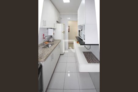 Apartamento à venda com 62m², 2 quartos e 1 vaga Apartamento à venda com 62m², 2 quartos e 1 vagaCozinha