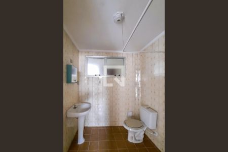 Banheiro de kitnet/studio para alugar com 1 quarto, 31m² em Rudge Ramos, São Bernardo do Campo