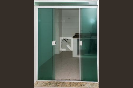 Casa de condomínio para alugar com 40m², 1 quarto e sem vagaÁrea de Serviço