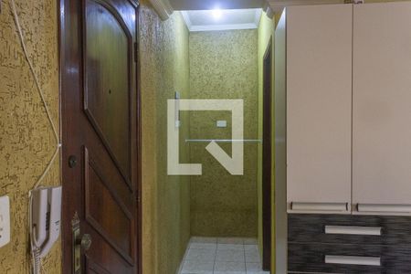 Corredor de kitnet/studio para alugar com 1 quarto, 29m² em Canto do Forte, Praia Grande