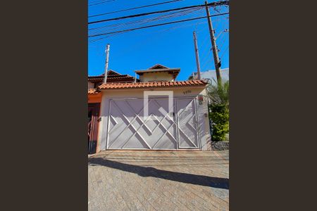 Casa à venda com 251m², 3 quartos e 3 vagasFachada