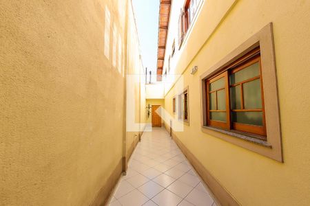 Casa à venda com 251m², 3 quartos e 3 vagasCorerdor