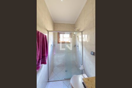 Banheiro da Suite 1 de casa à venda com 3 quartos, 251m² em Vila Gustavo, São Paulo