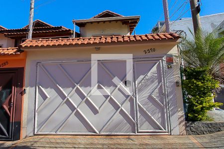 Casa à venda com 251m², 3 quartos e 3 vagasFachada