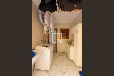 Casa à venda com 251m², 3 quartos e 3 vagasArea de Serviço