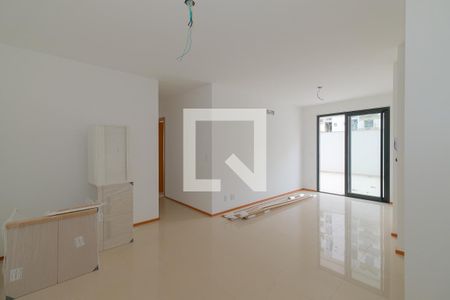 Apartamento à venda com 253m², 3 quartos e 2 vagas Apartamento à venda com 253m², 3 quartos e 2 vagasSala