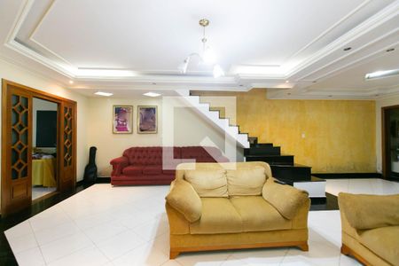 Sala de casa para alugar com 4 quartos, 282m² em Vila Rosaria, São Paulo