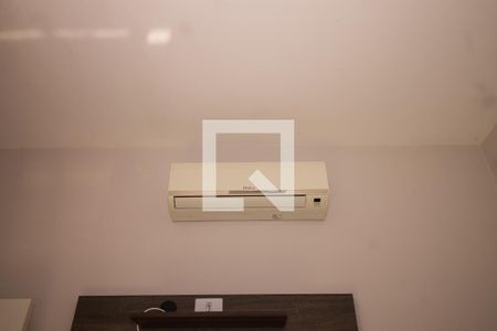 Casa de condomínio à venda com 250m², 3 quartos e 2 vagasQuarto de Serviço