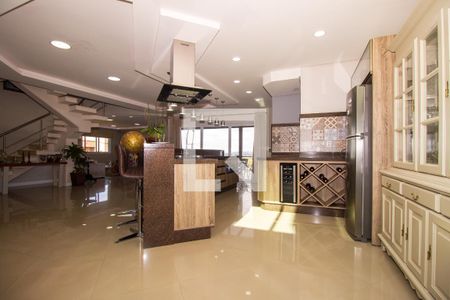 Sala de casa de condomínio à venda com 3 quartos, 250m² em Hípica, Porto Alegre