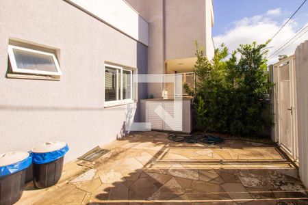 Casa de condomínio à venda com 250m², 3 quartos e 2 vagasÁrea Externa