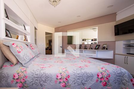 Casa de condomínio à venda com 250m², 3 quartos e 2 vagasSuíte 2