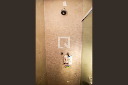 Casa de condomínio à venda com 250m², 3 quartos e 2 vagasBanheiro da Suíte 1